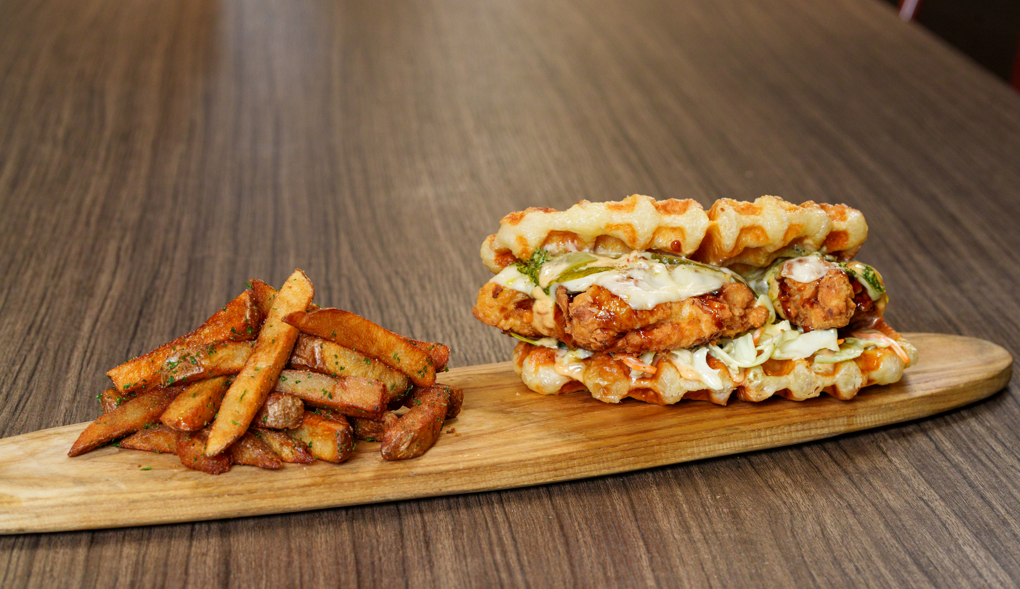 Howdy Chicken & Croffle